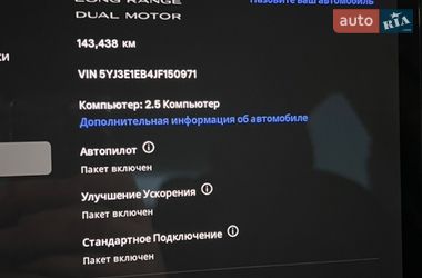 Седан Tesla Model 3 2018 в Львові