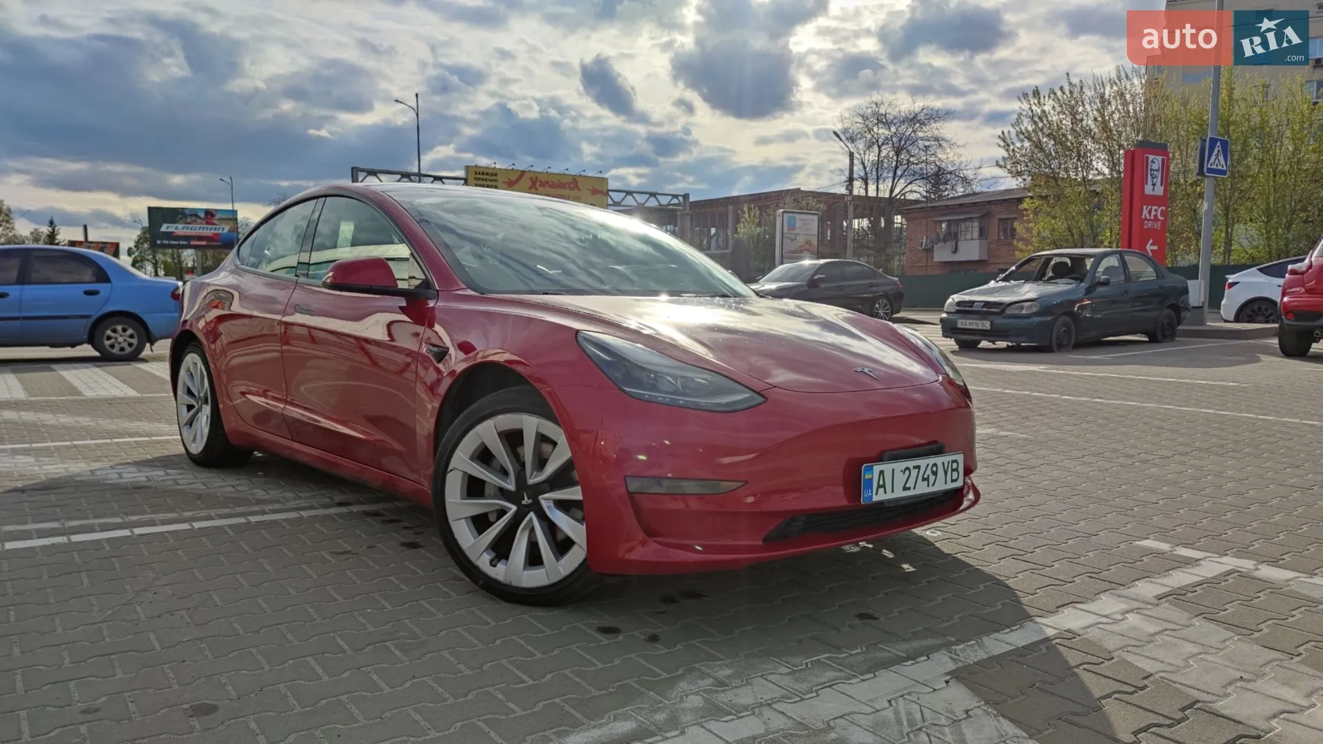 2022 Tesla Model 3 - фото 1