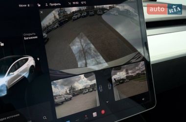 Седан Tesla Model 3 2019 в Кривому Розі
