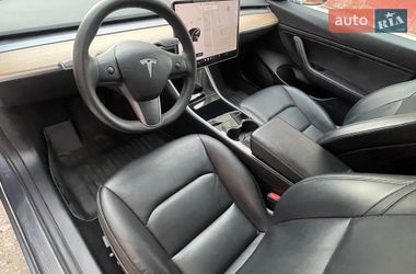 Седан Tesla Model 3 2020 в Тернополе