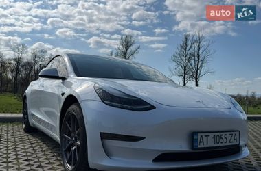 Седан Tesla Model 3 2019 в Коломые