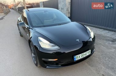 Седан Tesla Model 3 2019 в Старокостянтинові