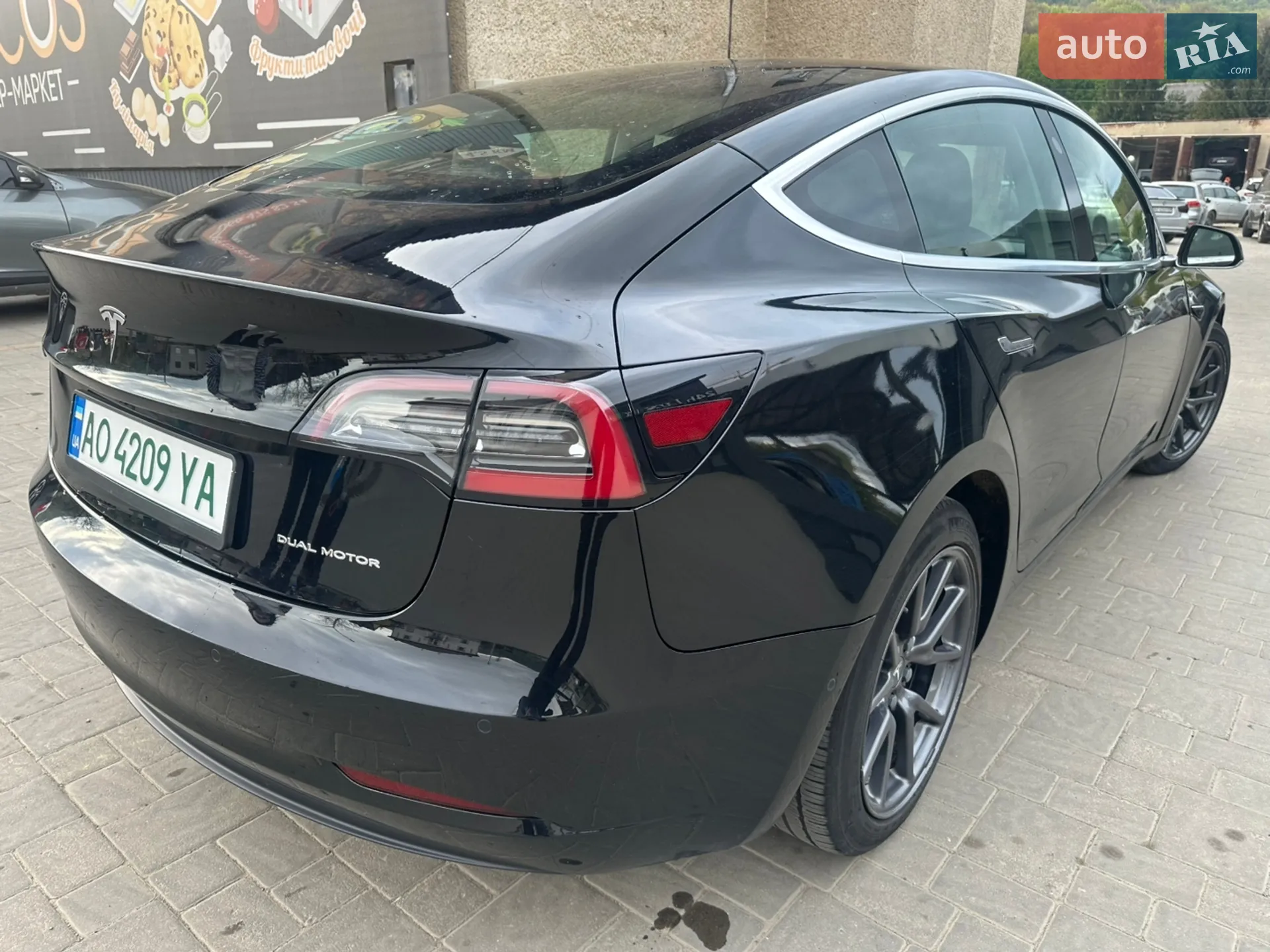 2019 Tesla Model 3 - мініатюра 9