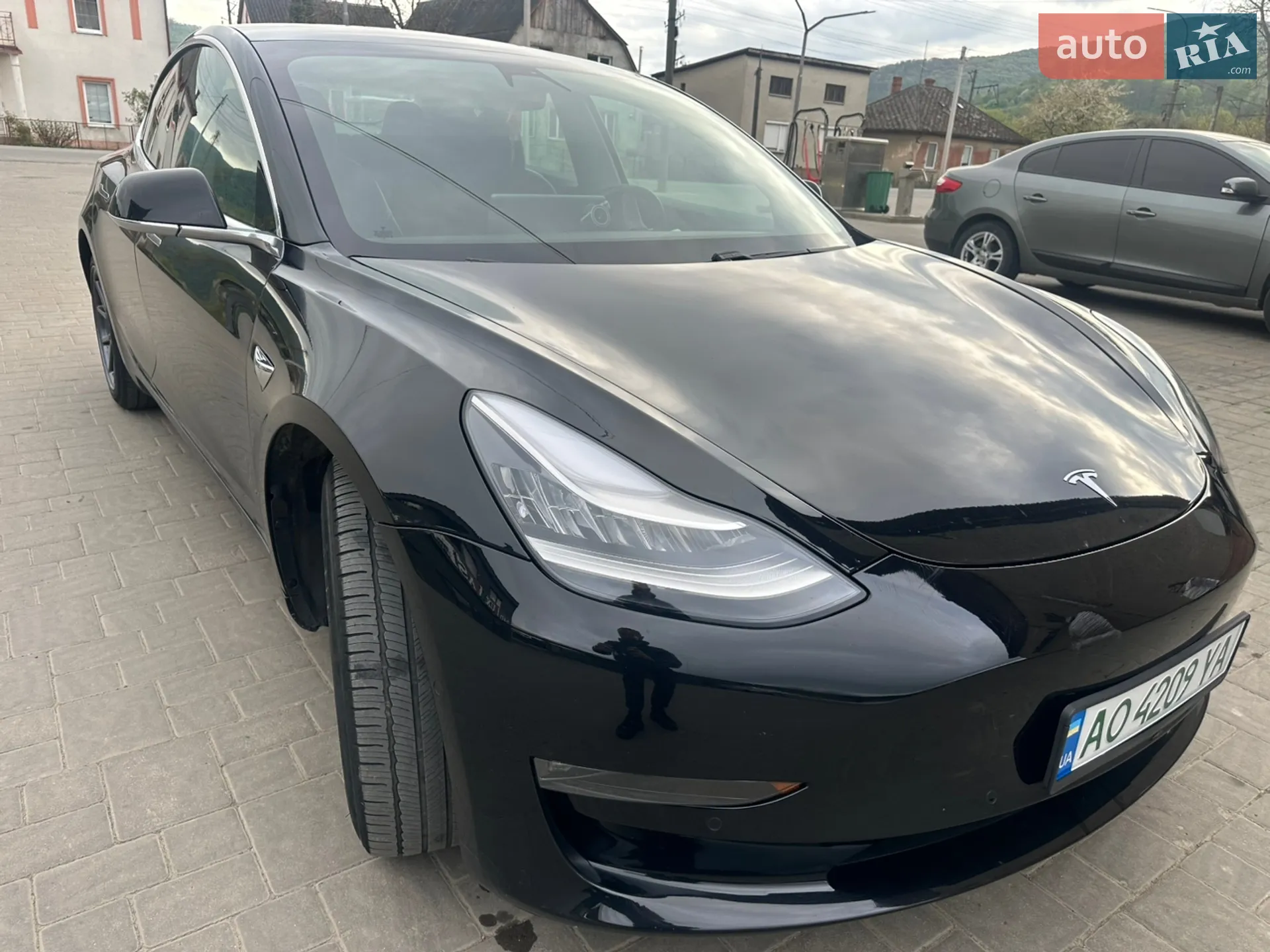 2019 Tesla Model 3 - мініатюра 10