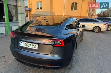 Седан Tesla Model 3 2018 в Києві