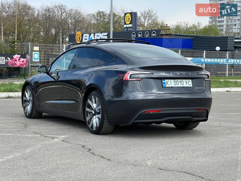 Седан Tesla Model 3 2024 в Киеве