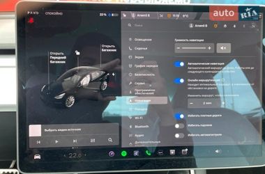 Седан Tesla Model 3 2019 в Киеве