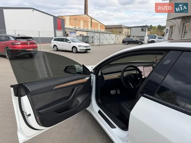 Tesla Model 3 2023 VIN 5YJ3E1EC8PF661536 фото оголошення 11 з 31