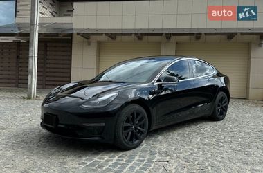 Седан Tesla Model 3 2020 в Харькове