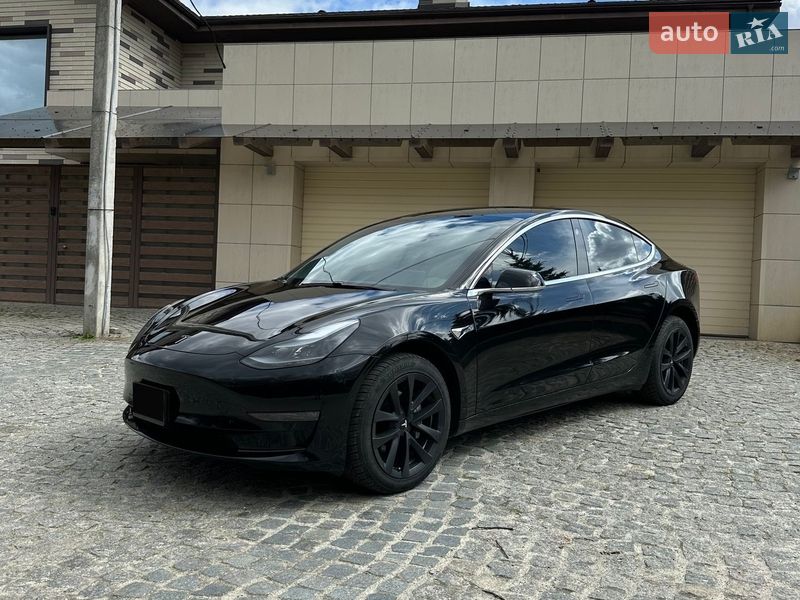 Седан Tesla Model 3 2020 в Харькове