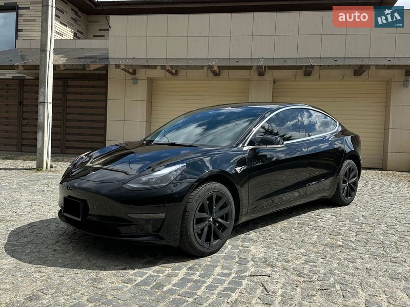 Седан Tesla Model 3 2020 в Харькове