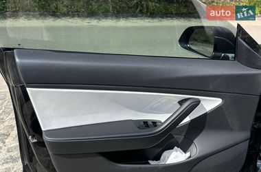 Седан Tesla Model 3 2020 в Харькове