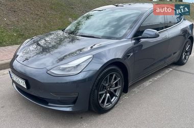 Седан Tesla Model 3 2022 в Києві