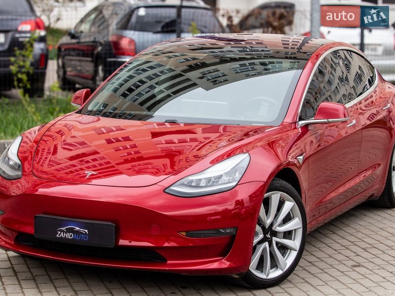 Tesla Model 3 2018