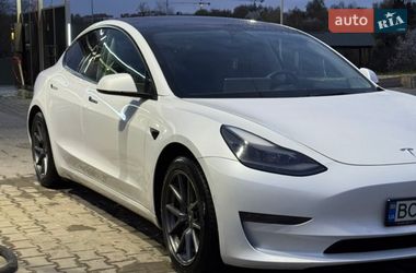Седан Tesla Model 3 2022 в Львові