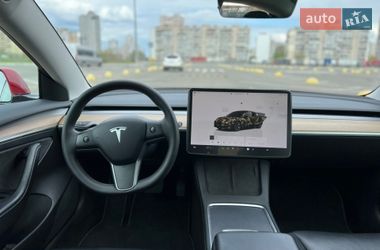 Седан Tesla Model 3 2022 в Киеве