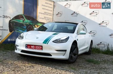 Седан Tesla Model 3 2020 в Виноградове