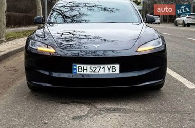 Седан Tesla Model 3 2024 в Одесі