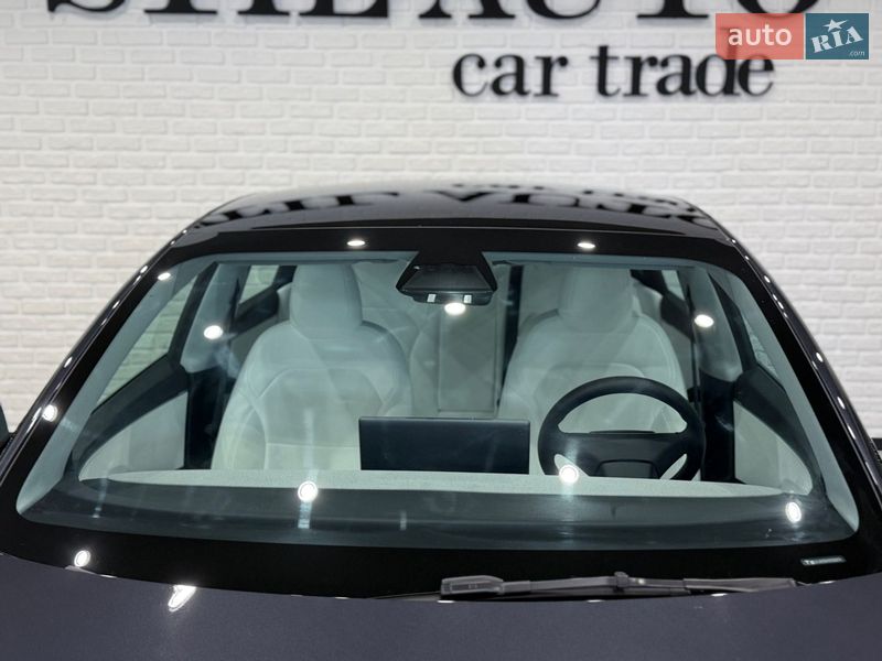 Седан Tesla Model 3 2025 в Одессе