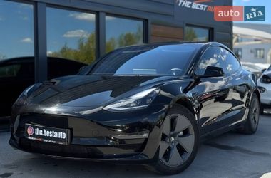Седан Tesla Model 3 2022 в Ровно