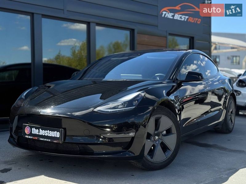 Tesla Model 3 2022