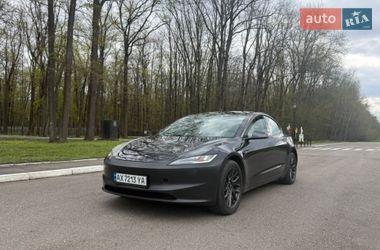 Седан Tesla Model 3 2025 в Харкові