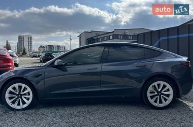 Седан Tesla Model 3 2022 в Києві