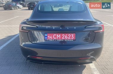 Седан Tesla Model 3 2024 в Киеве