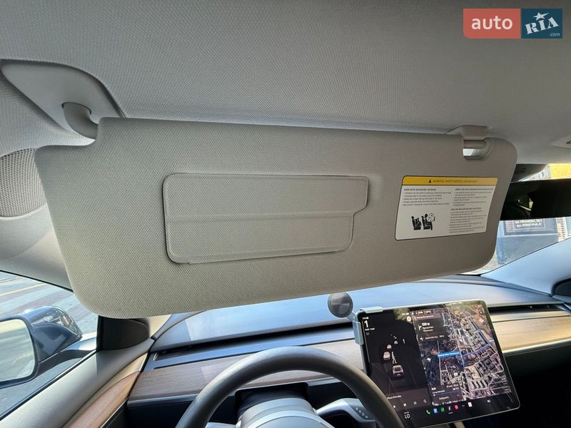 Седан Tesla Model 3 2022 в Ірпені