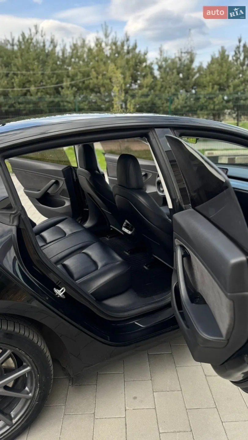 2019 Tesla Model 3 - мініатюра 9