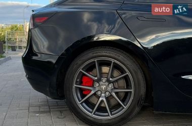 Седан Tesla Model 3 2018 в Хмельницком