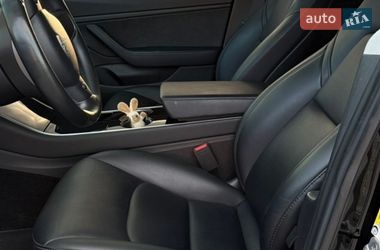 Седан Tesla Model 3 2018 в Хмельницком