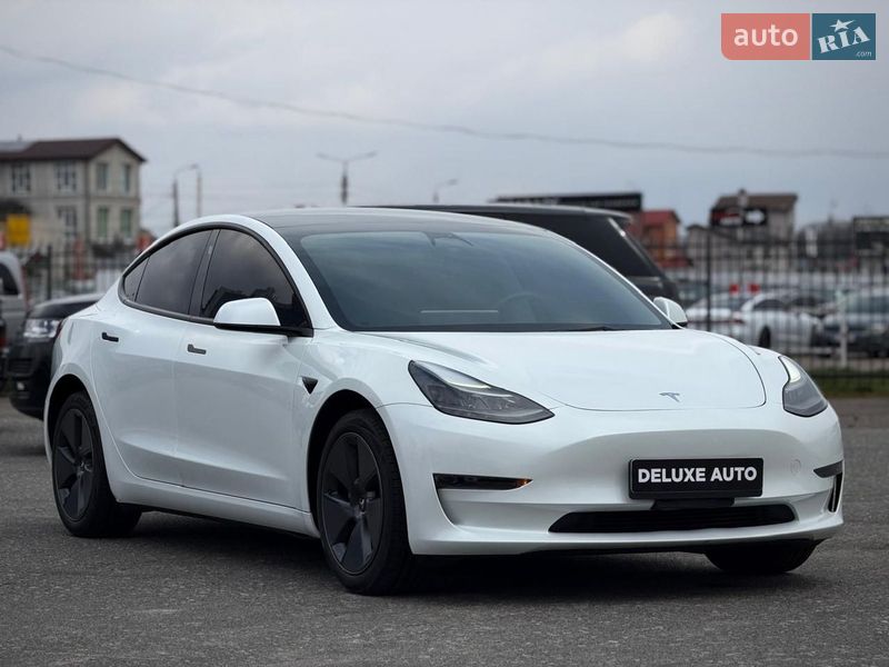 Седан Tesla Model 3 2022 в Киеве фото 5 Седан Tesla Model 3 2022 в Киеве