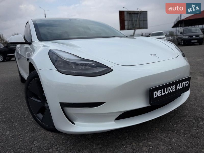 Седан Tesla Model 3 2022 в Киеве фото 18 Седан Tesla Model 3 2022 в Киеве