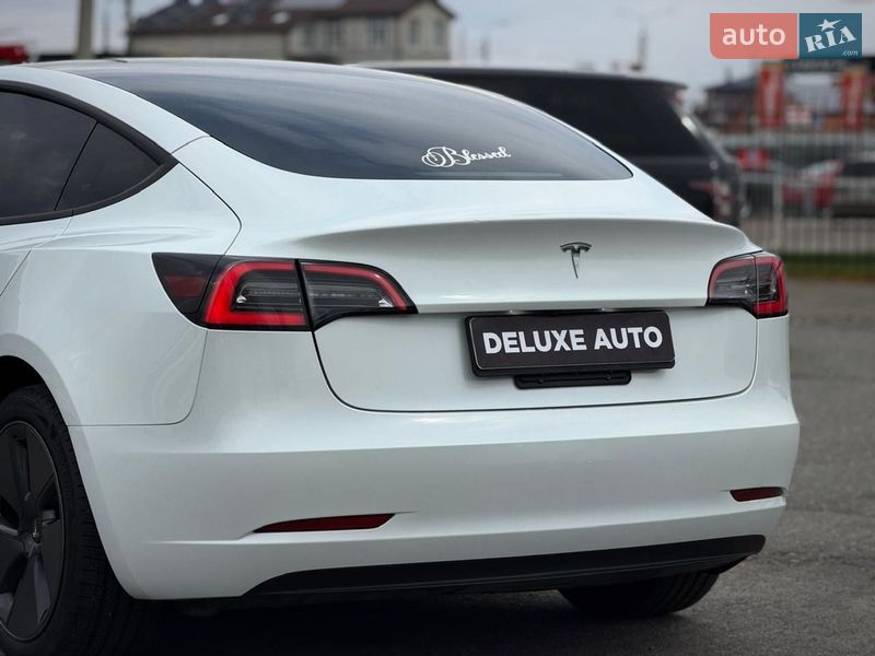Седан Tesla Model 3 2022 в Киеве фото 28 Седан Tesla Model 3 2022 в Киеве