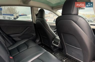 Седан Tesla Model 3 2022 в Киеве фото 45 Седан Tesla Model 3 2022 в Киеве