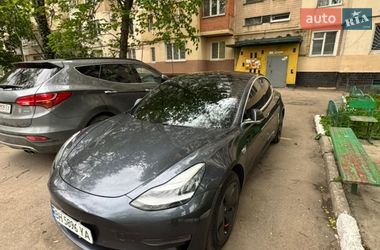 Седан Tesla Model 3 2020 в Одессе