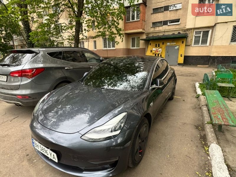 Седан Tesla Model 3 2020 в Одессе