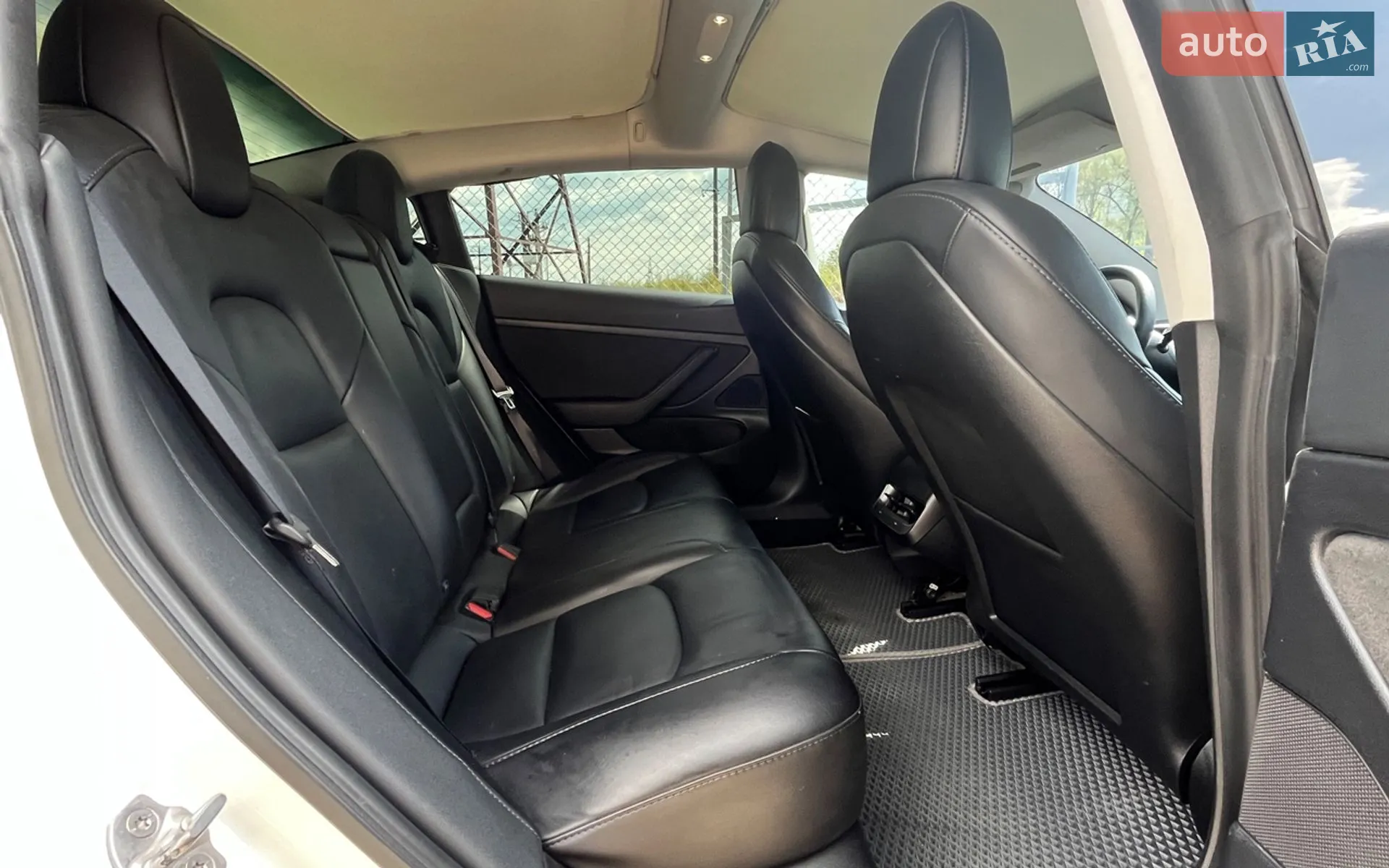 2021 Tesla Model 3 - мініатюра 16