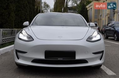 Седан Tesla Model 3 2019 в Одесі