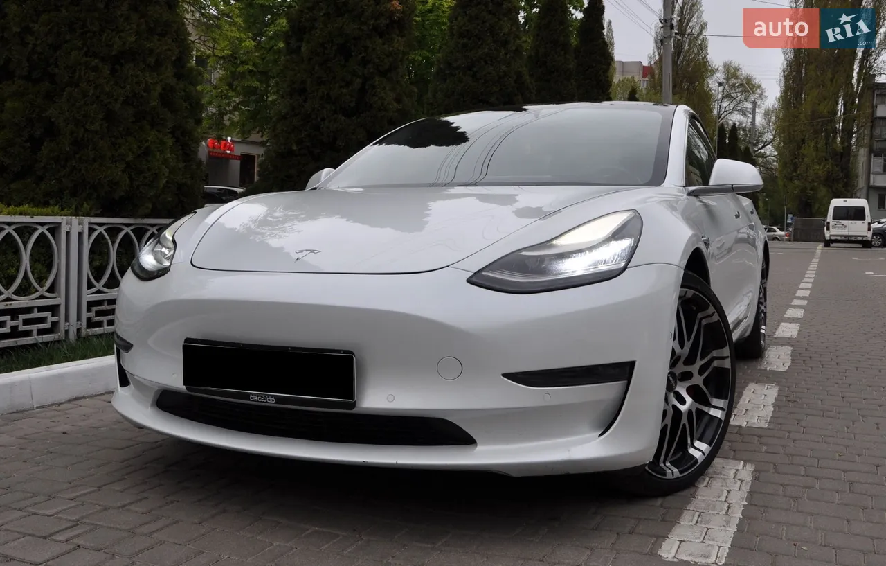 2019 Tesla Model 3 - мініатюра 10