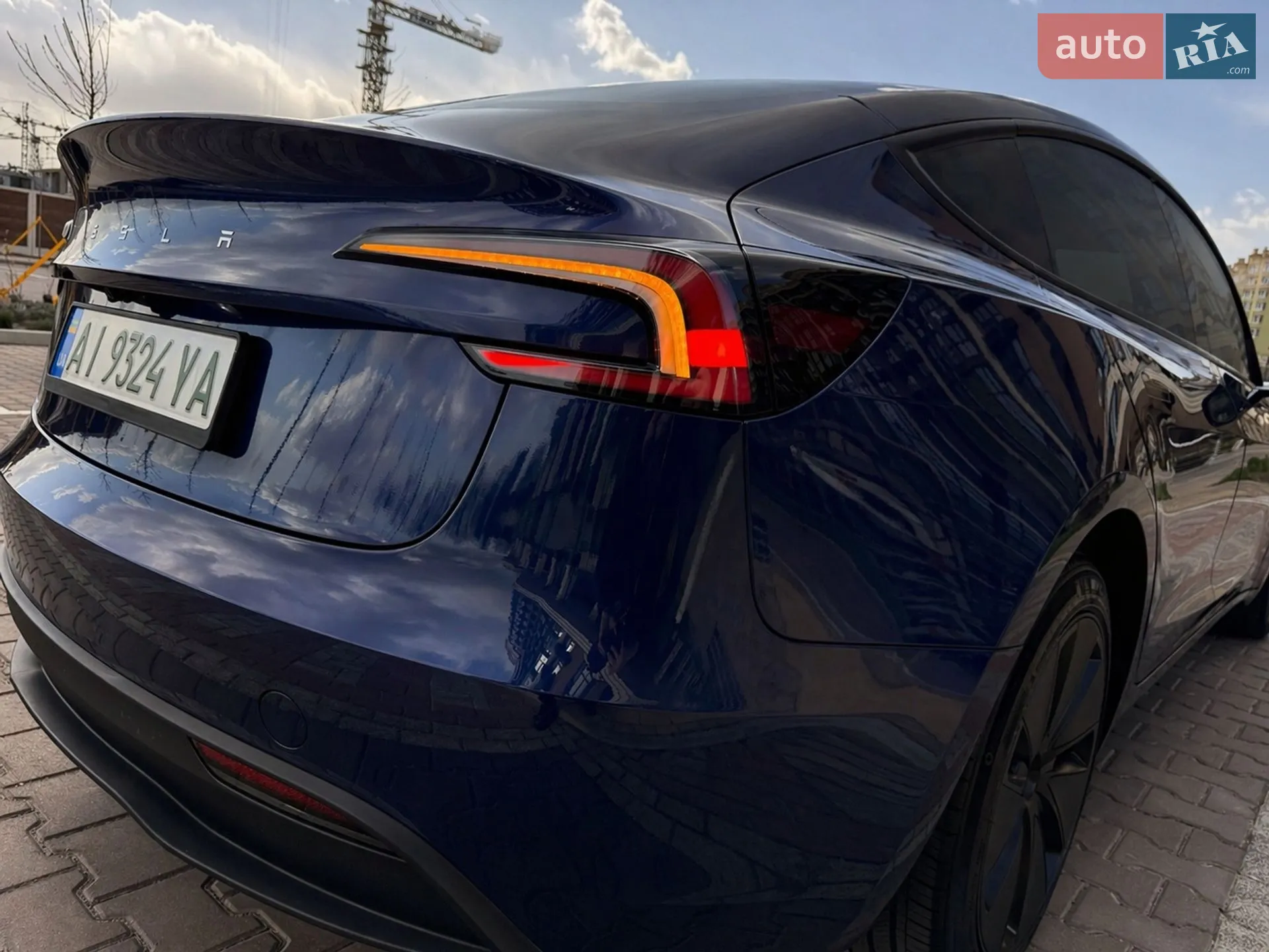 2025 Tesla Model 3 - мініатюра 17