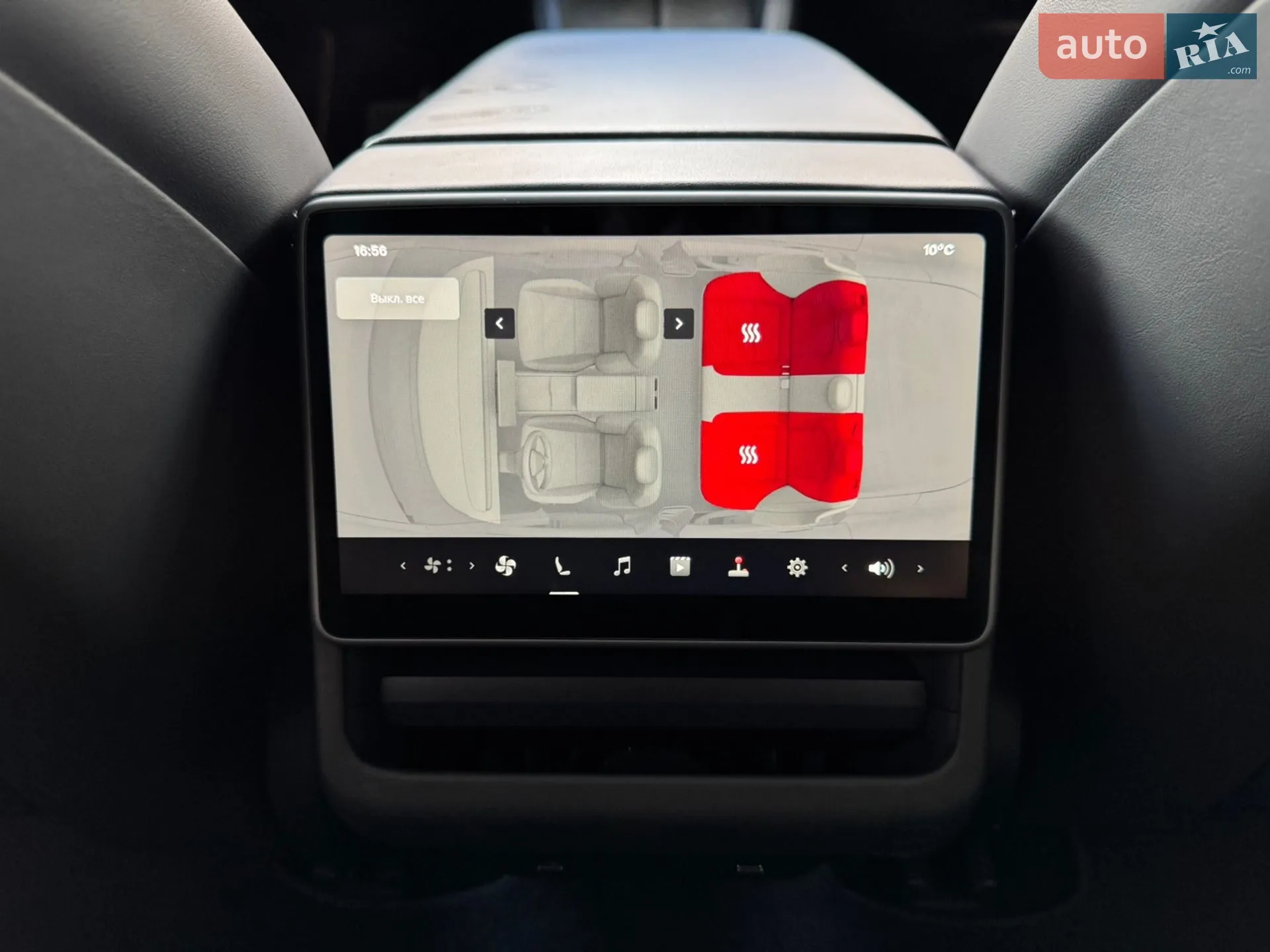 2025 Tesla Model 3 - мініатюра 21