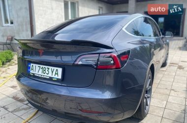 Седан Tesla Model 3 2018 в Кагарлику