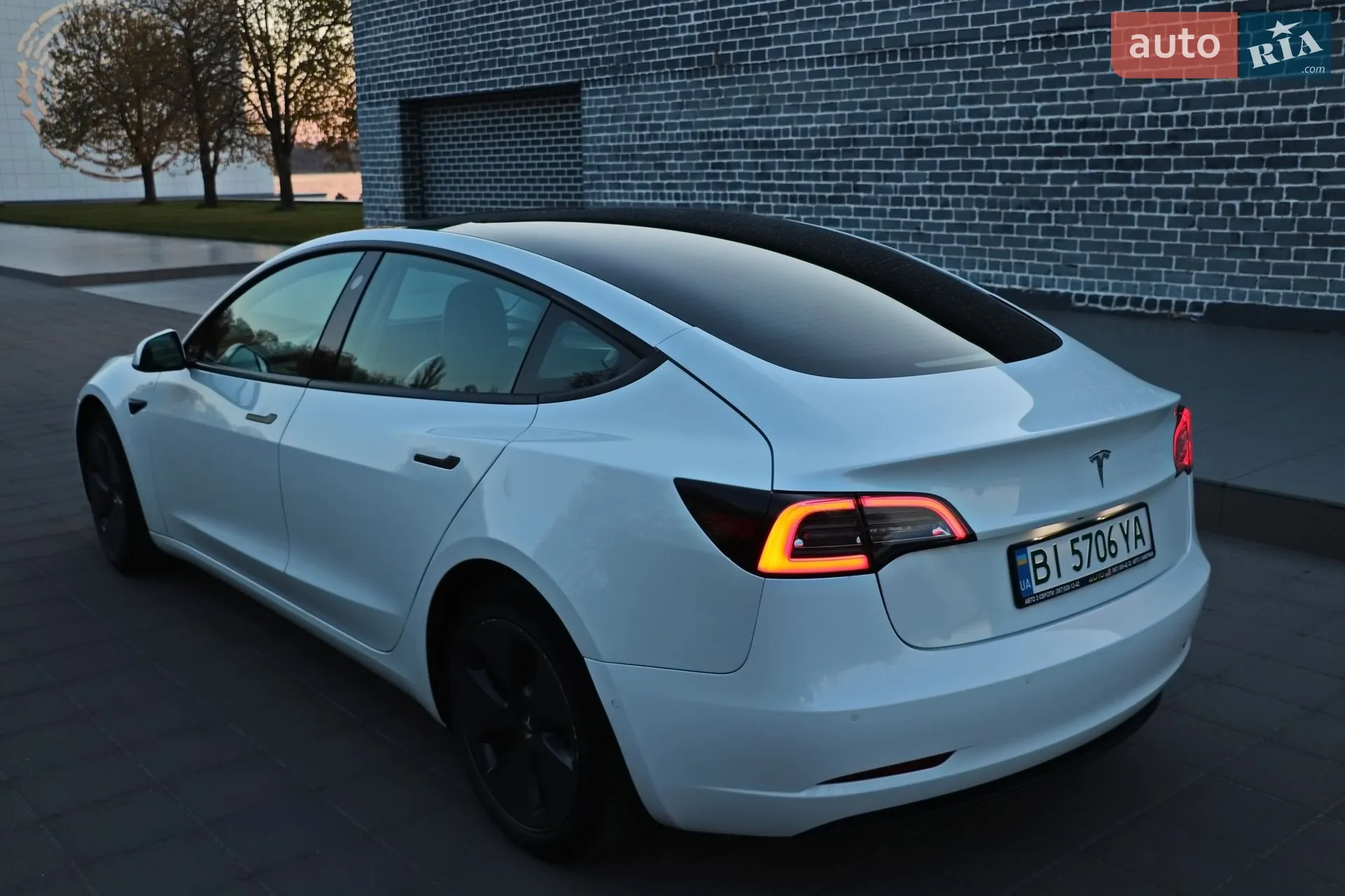 2022 Tesla Model 3 - мініатюра 5