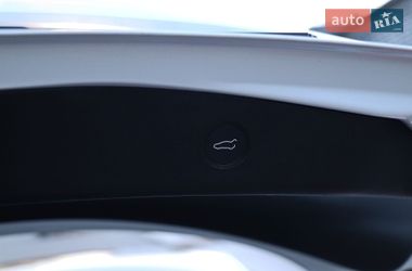 Седан Tesla Model 3 2022 в Кременчуге