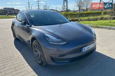 Седан Tesla Model 3 2019 в Ірпені