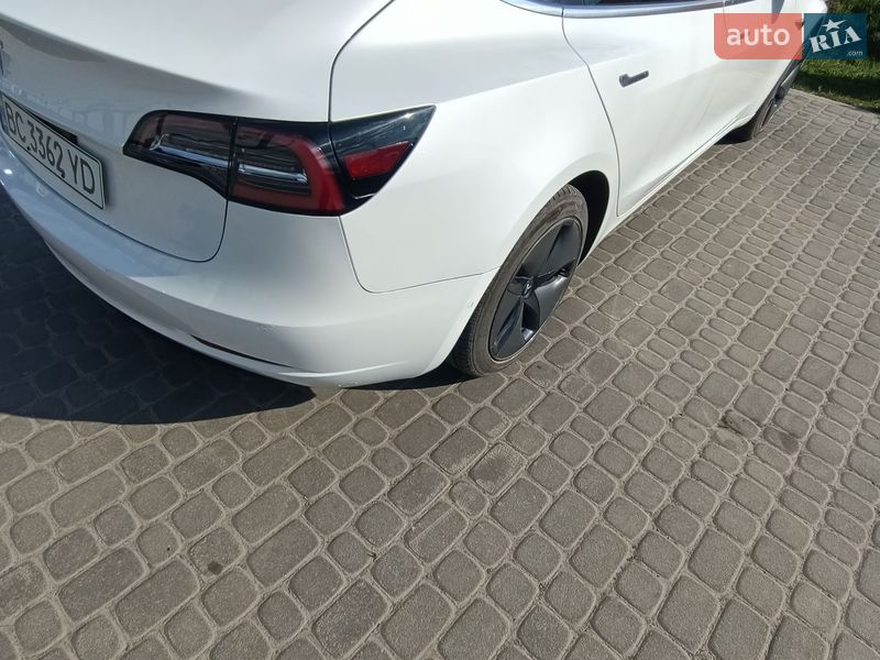 Седан Tesla Model 3 2020 в Львове фото 2 Седан Tesla Model 3 2020 в Львове