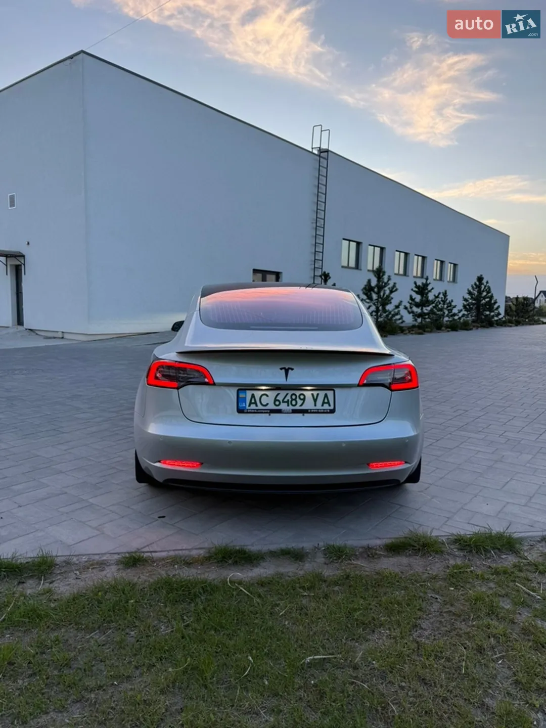 2018 Tesla Model 3 - мініатюра 9