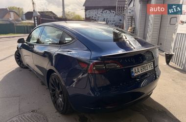 Седан Tesla Model 3 2023 в Киеве